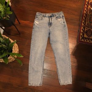 American Eagle💓 “curvy” mom jeans